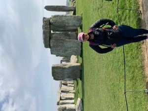 Solo female travelers doing a day trip from London to Stonehenge